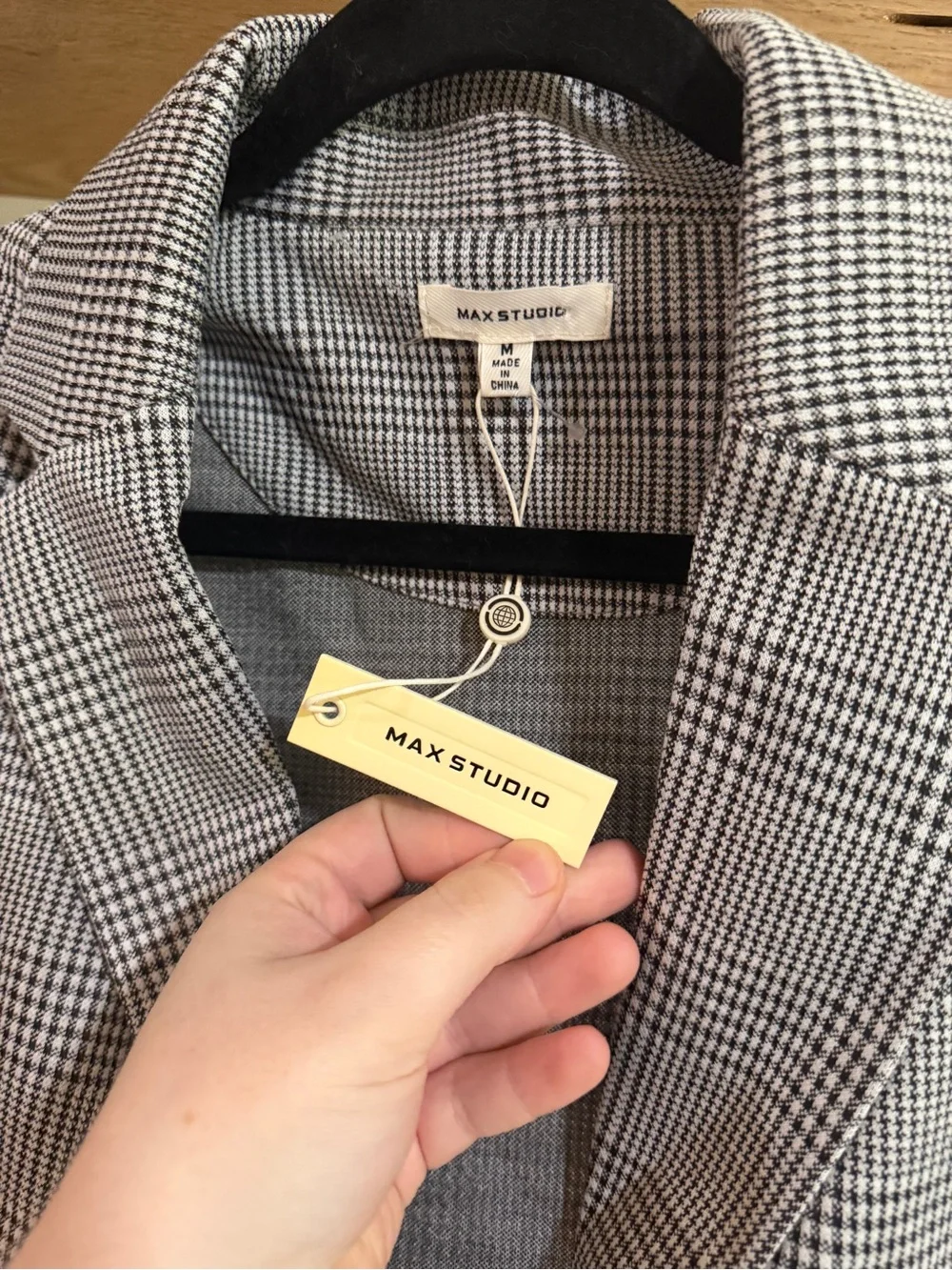 NWT Max Studio Men’s Grey Plaid Single-Button Blazer